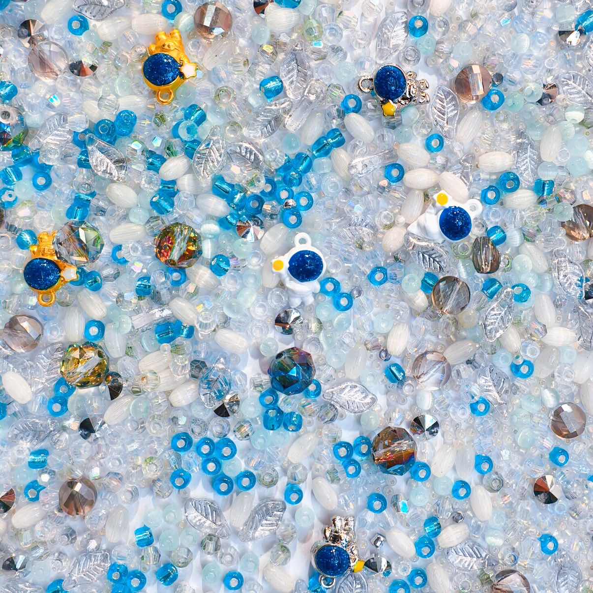 B367]Petite Rêveur de l'Espace